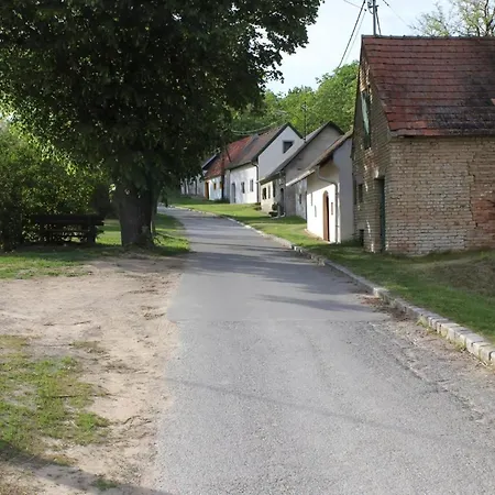Schlafgut Kuessler In * Grub an der March